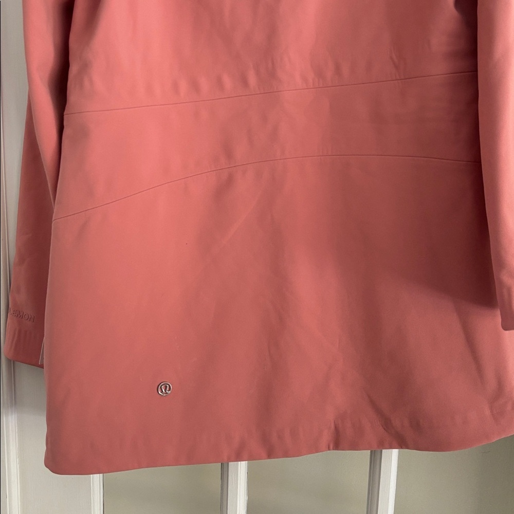 Lululemon Repel Shell Rain Jacket - Picture 6 of 6